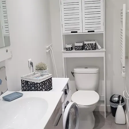 Charming Small Quiet House For 2 To 4 Pers 別荘