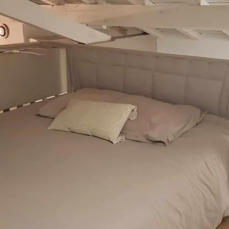 펜션 Charming Small Quiet House For 2 To 4 Pers