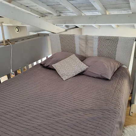 Charming Small Quiet House For 2 To 4 Pers Сasa de vacaciones *