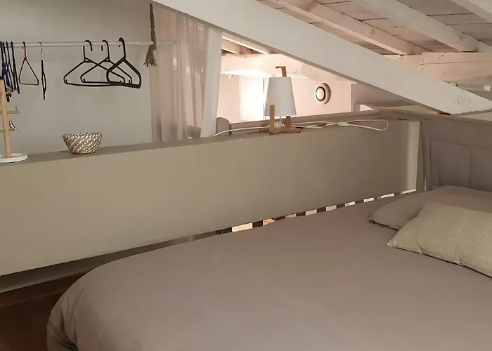 Feriehus Charming Small Quiet House For 2 To 4 Pers *